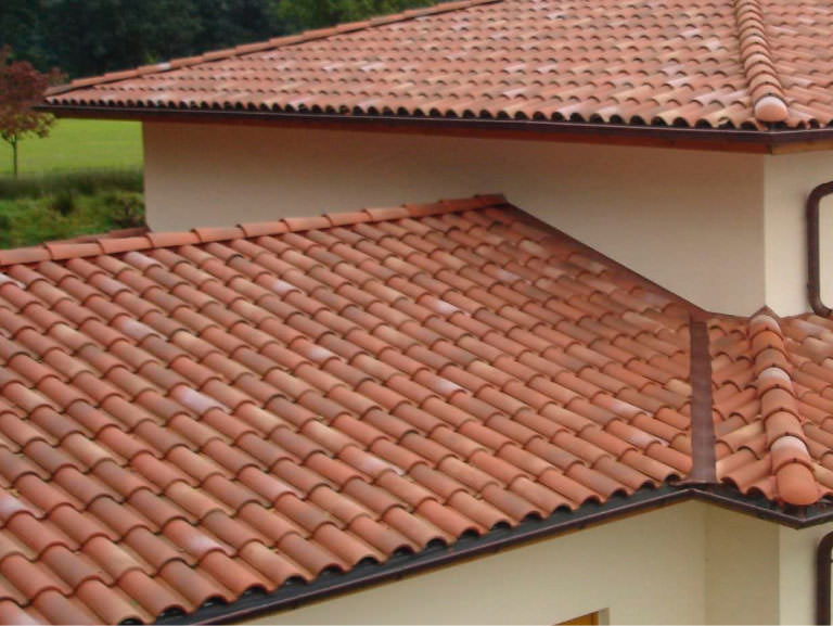 Tile Roof Replacement & Repair in Naples